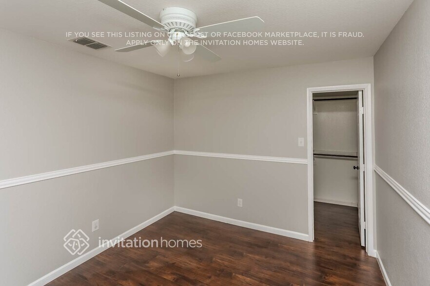 Building Photo - 2725 Mountain Lion Dr