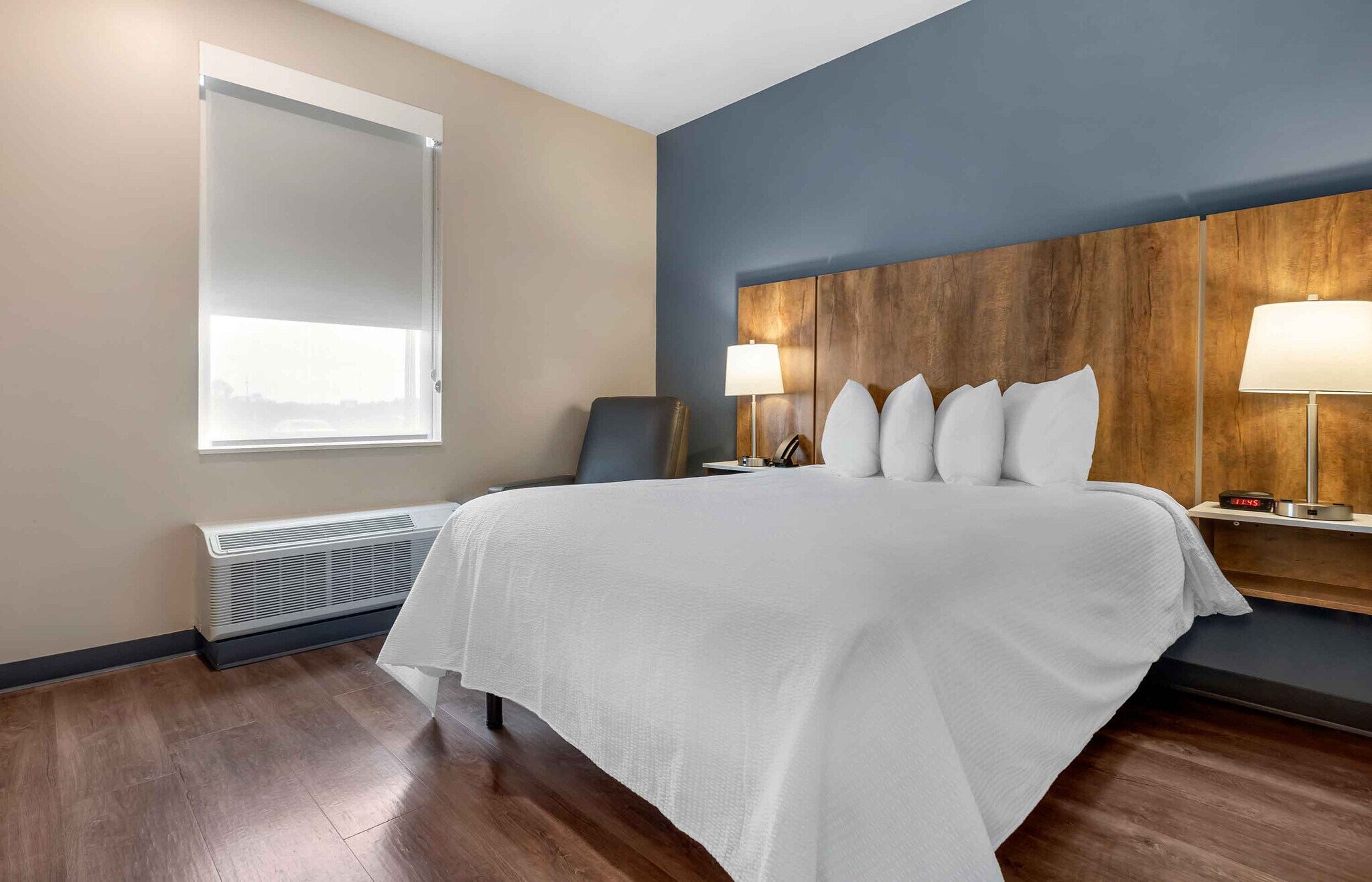 Building Photo - Furnished Studio-Charlottesville