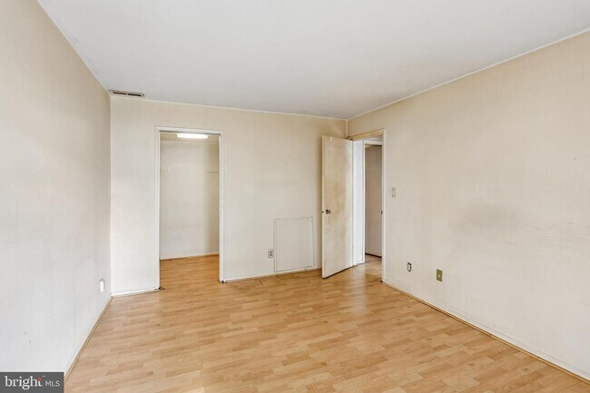 Building Photo - 6005 Majors Ln
