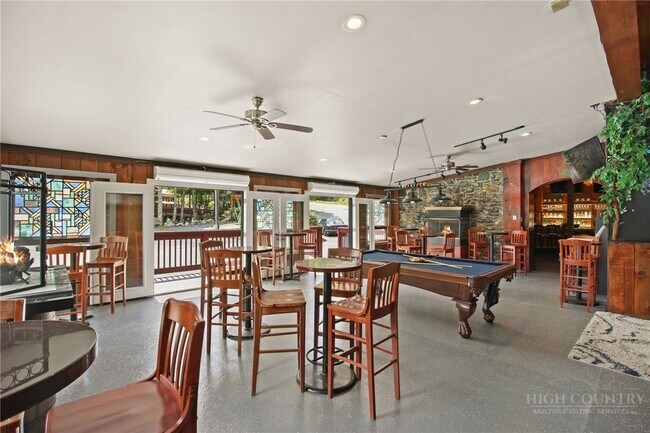 Building Photo - 1003 Beech Mountain Pkwy