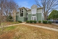 Building Photo - 1201 Westview Ln