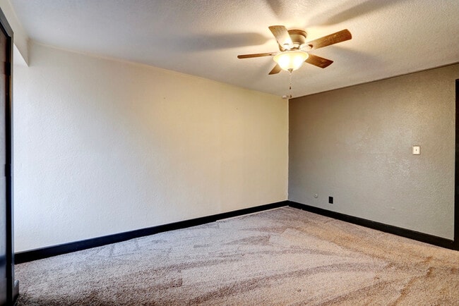 Building Photo - West Plaza Resort-Style  Living