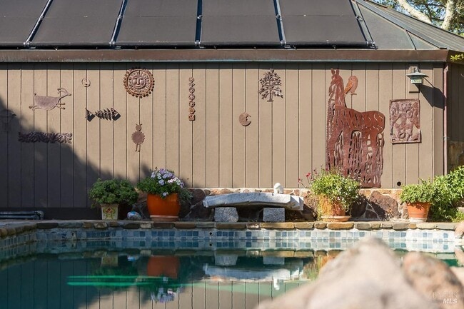 Building Photo - 1100 Bayhills Dr