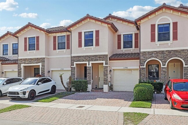 Building Photo - 11746 SW 151 Ave