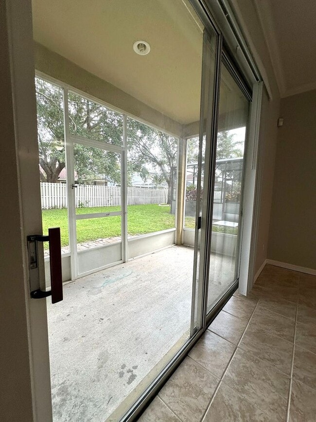 Building Photo - Beautiful 3 bed/2 bath home in Hunter's Cr...