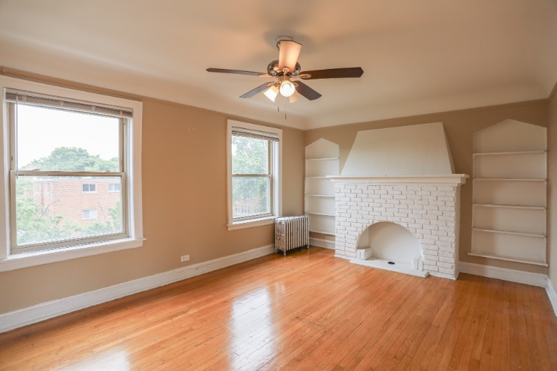 Primary Photo - 2242 W Farwell Ave