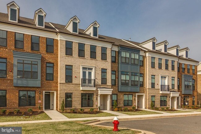 Building Photo - 22589 Amendola Terrace