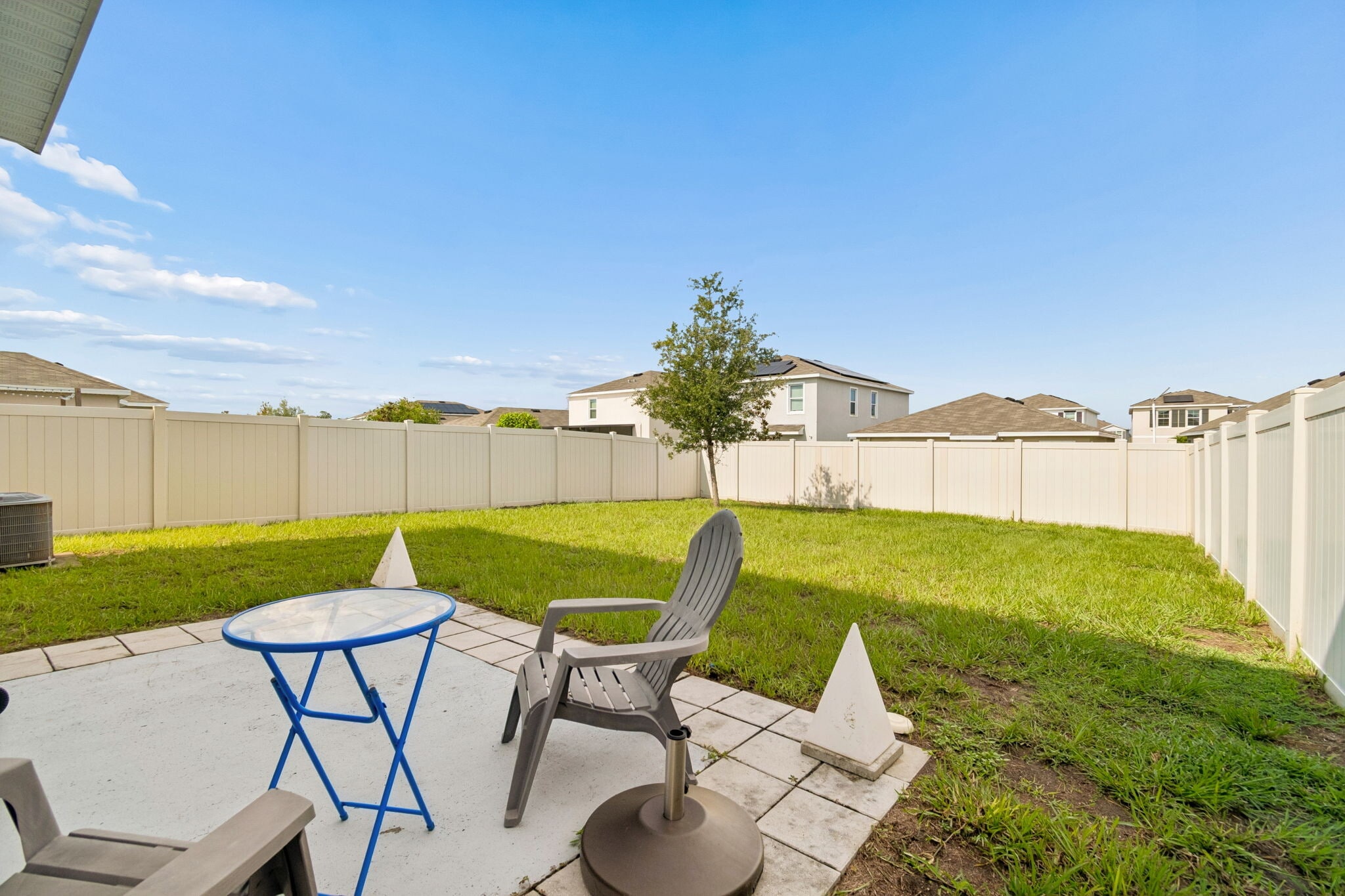 Building Photo - 17053 Oval Rum Dr