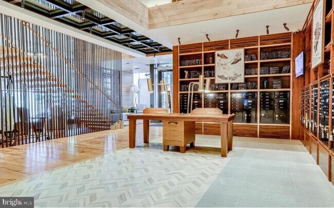 Building Photo - 70 N St SE