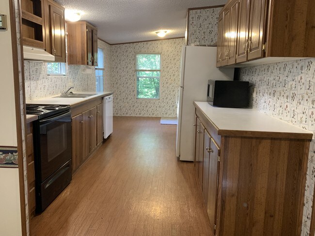 Building Photo - 127 John Lewis Dr