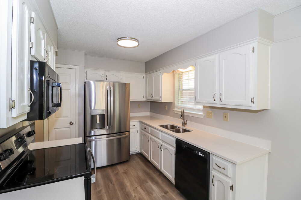Building Photo - 1838 Black Bear Cir E