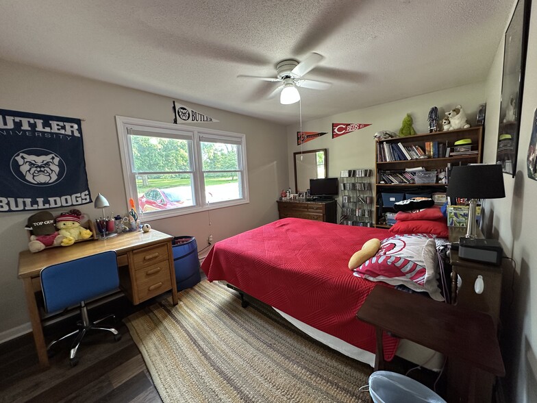 Building Photo - 710 E Main St