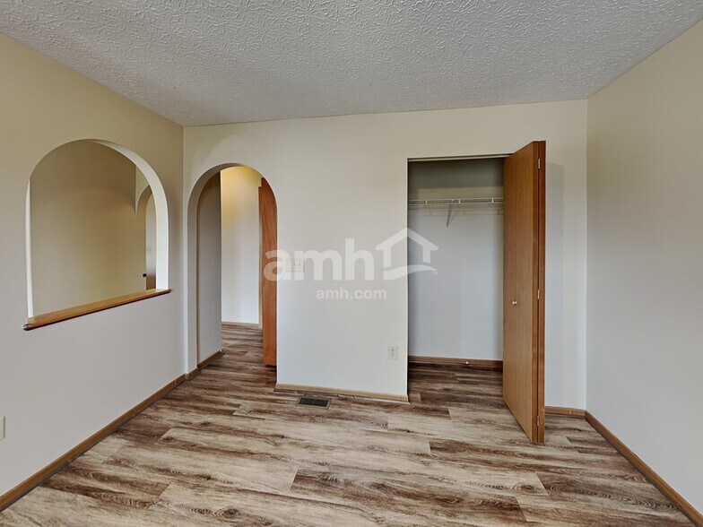 Building Photo - 5243 Arborline Ct