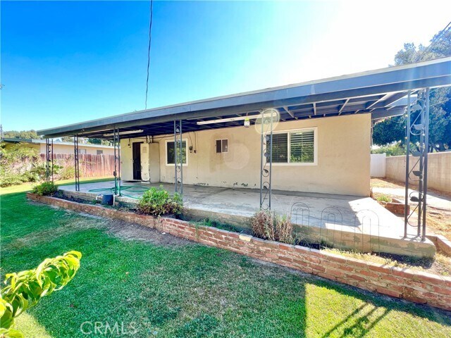 Building Photo - 3085 Kathleen St