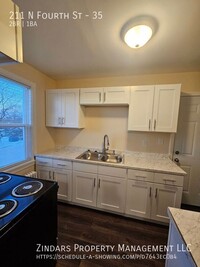 Building Photo - Newly Remodeled 2 Bed 1 Bath Apartment