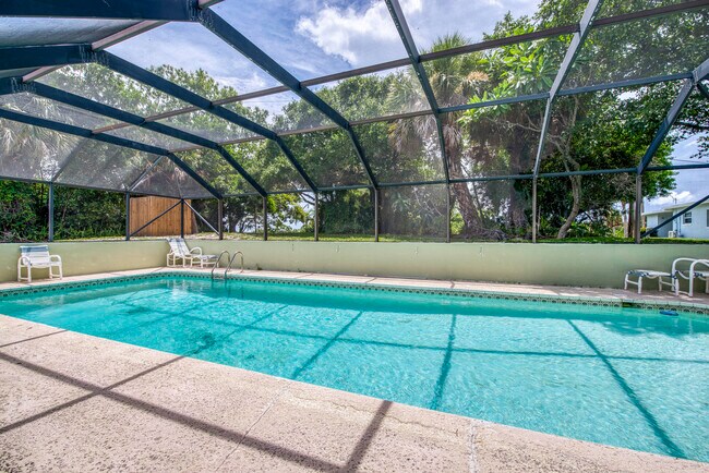 Building Photo - 4111 S Indian River Dr