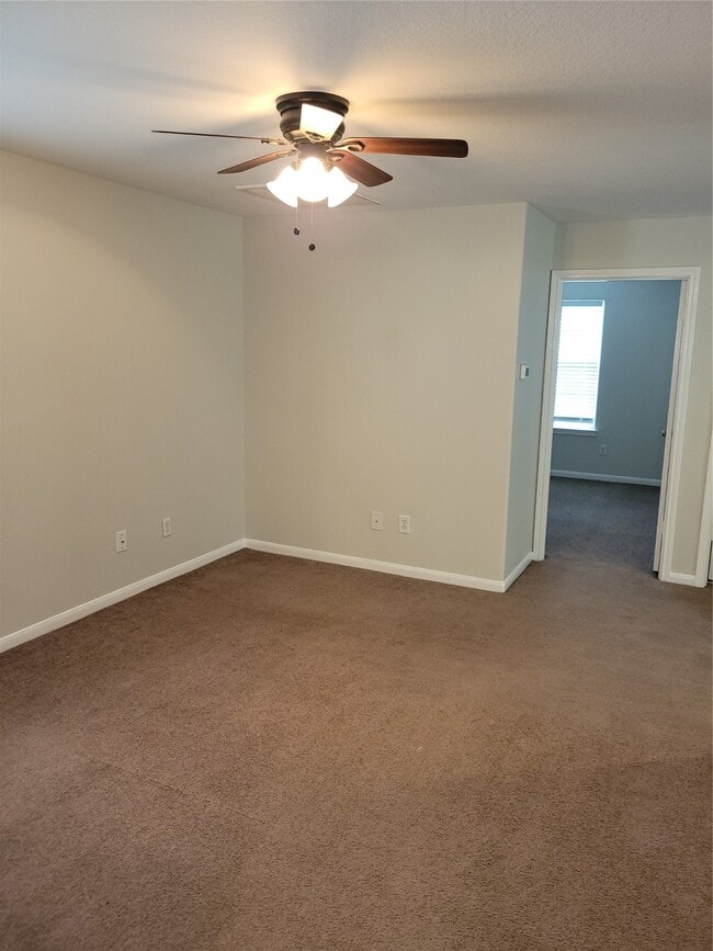 Building Photo - 11815 E Galwan Cir