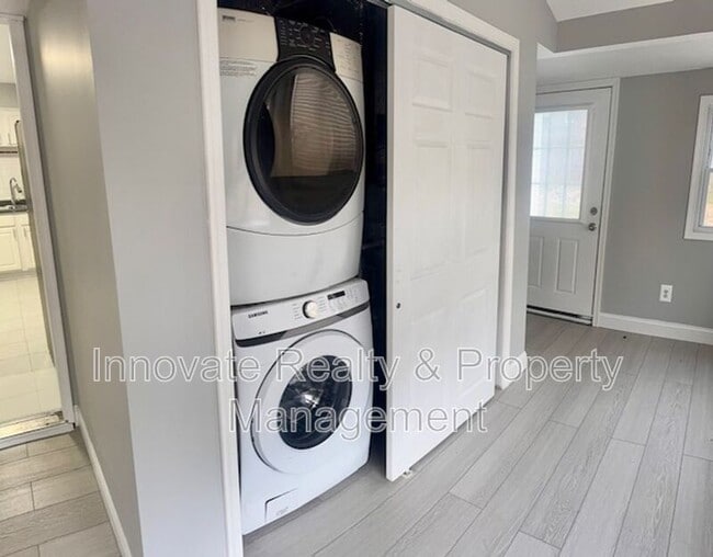 Building Photo - 2819 Comly Rd