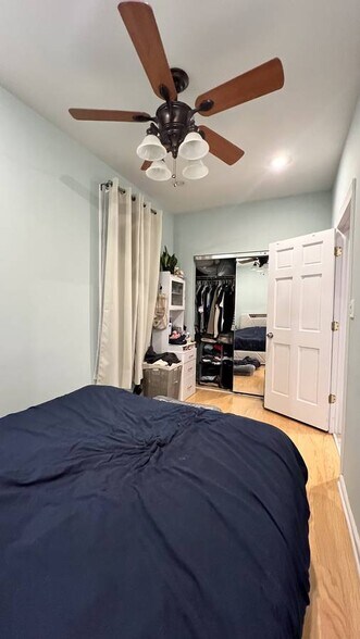 Building Photo - 2734 N Lawndale Ave