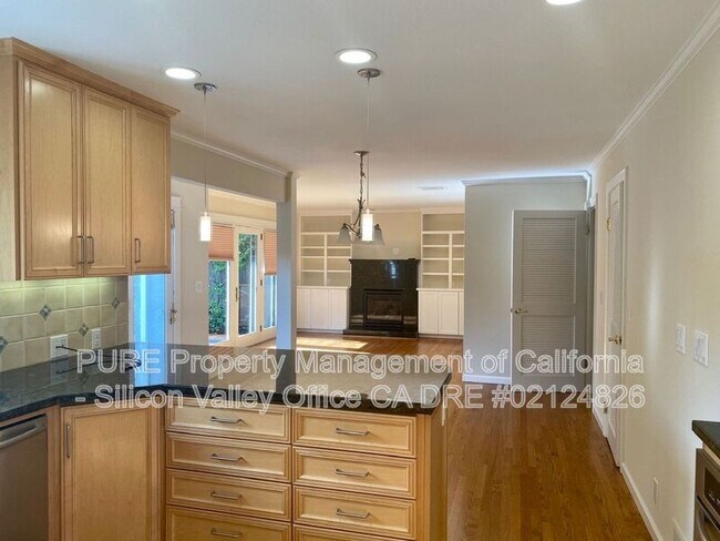 Building Photo - 16786 Potter Ct
