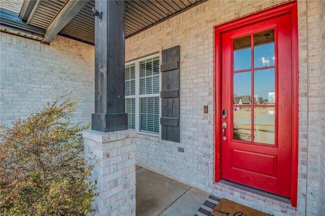Building Photo - 605 Stone Ridge St