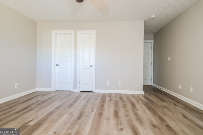 Building Photo - 2600 Trotters Walk Trail