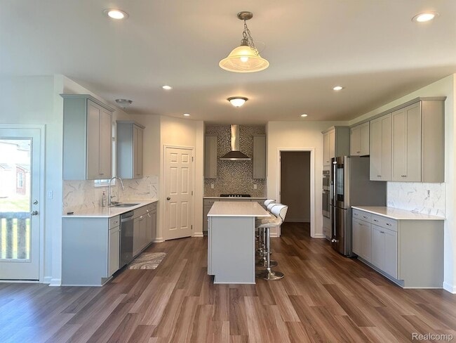 Building Photo - 50859 Steed Dr