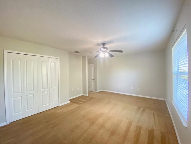 Building Photo - 944 Lost Grove Cir