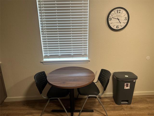 Building Photo - 1649 Palm St