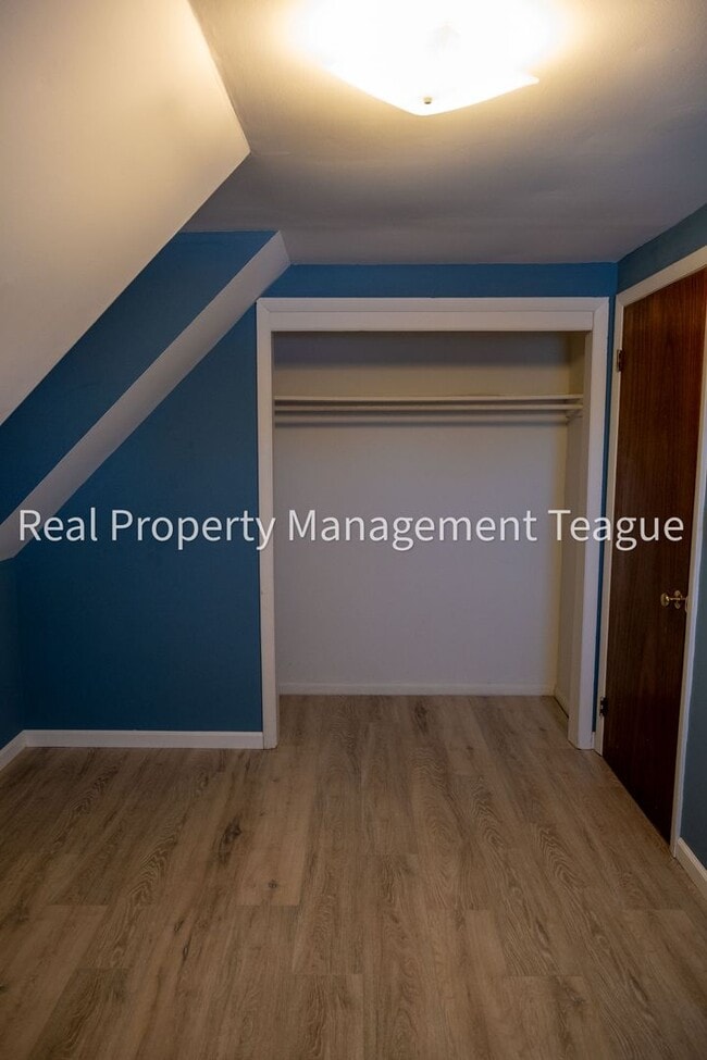 Building Photo - 6 Indiana Ave