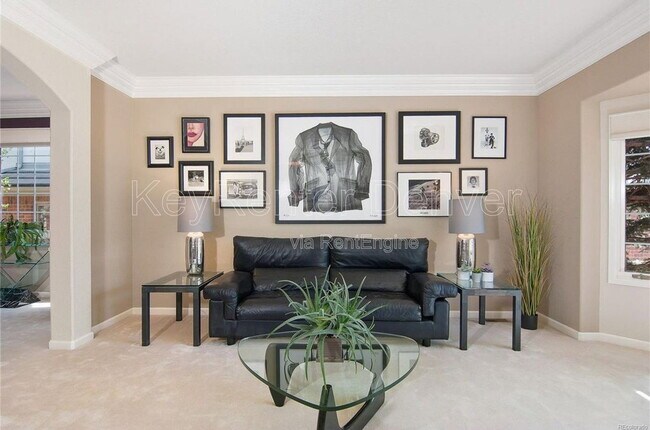 Building Photo - 9616 E Maplewood Cir