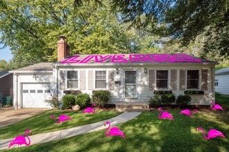 Building Photo - Floors Galore!