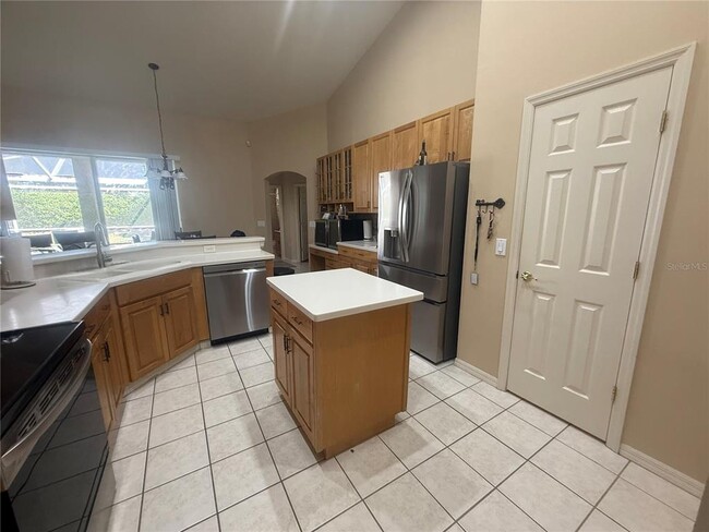 Building Photo - 10154 Whisper Pointe Dr