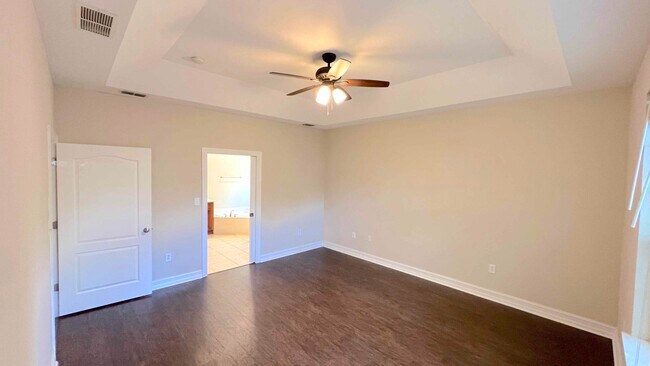 Building Photo - 4230 Jade Loop