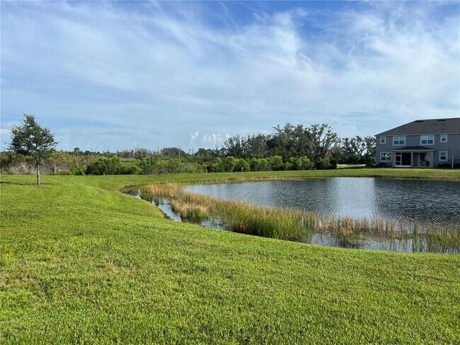 Building Photo - 5531 Pleasantview Ct