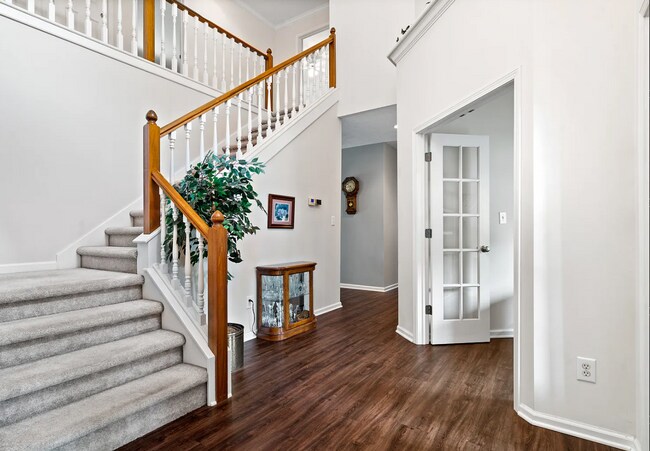 Building Photo - Beautiful Brick 4 Bed 3 Bath Home in Carmel Available Now!