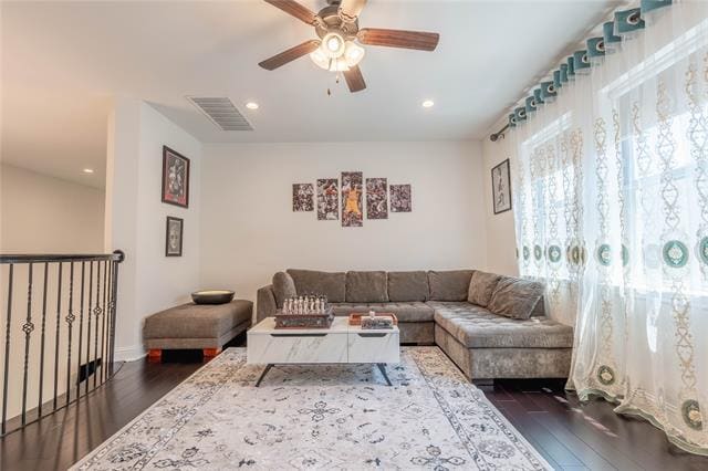 Building Photo - 842 Baugh Dr