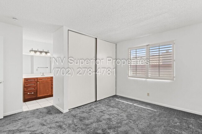 Building Photo - SW!! Spring Valley!! Single Story!!! Covered Patio!!! Fire Place!! Pet Friendly!!! Community Park...