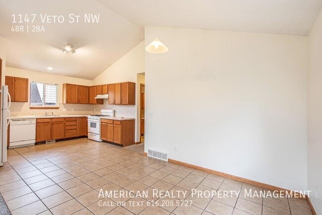 Building Photo - 1147 Veto St NW