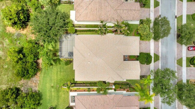 Building Photo - 10882 SW Dardanelle Dr