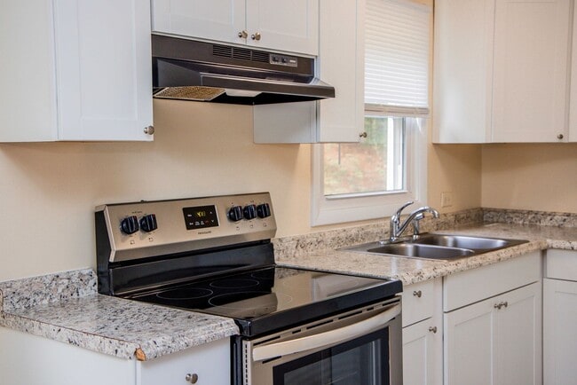 Building Photo - 1103 River Ct