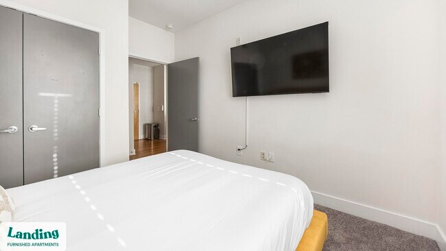 Building Photo - 1820 E Broad St