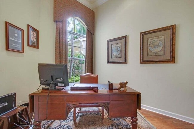 Building Photo - 207 Andalusia Dr