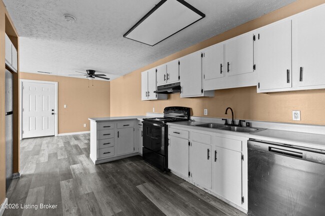 Building Photo - 2430 McKindree Ct