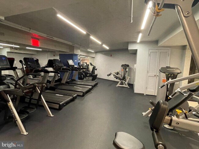 Building Photo - 801 Pennsylvania Ave NW