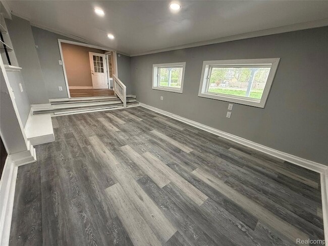 Building Photo - 20500 McKishnie St