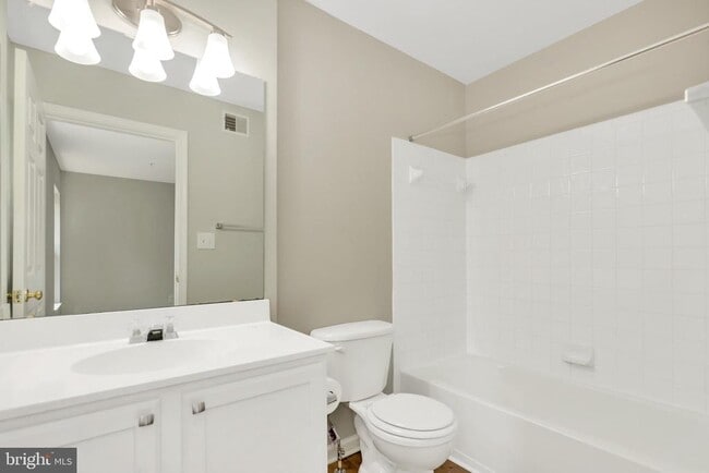 Building Photo - 13011 Cordelia Ct