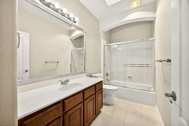 Building Photo - 460 Robert Trent Jones Blvd