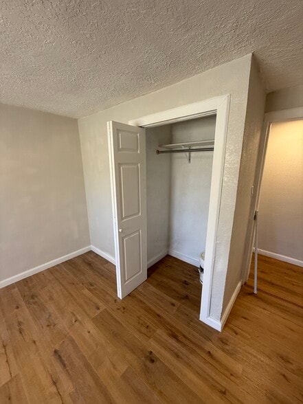 Building Photo - 37 La Ladera Rd