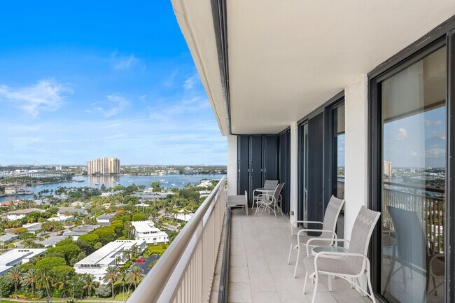Building Photo - 3400 N Ocean Dr